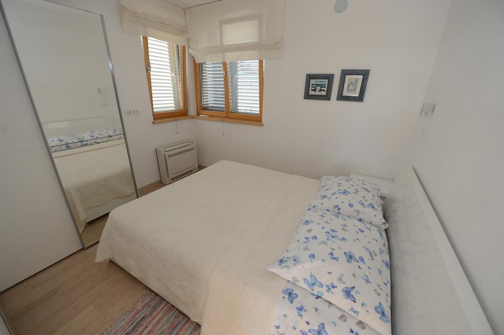 Apartment Mara Petrcane Phòng bức ảnh
